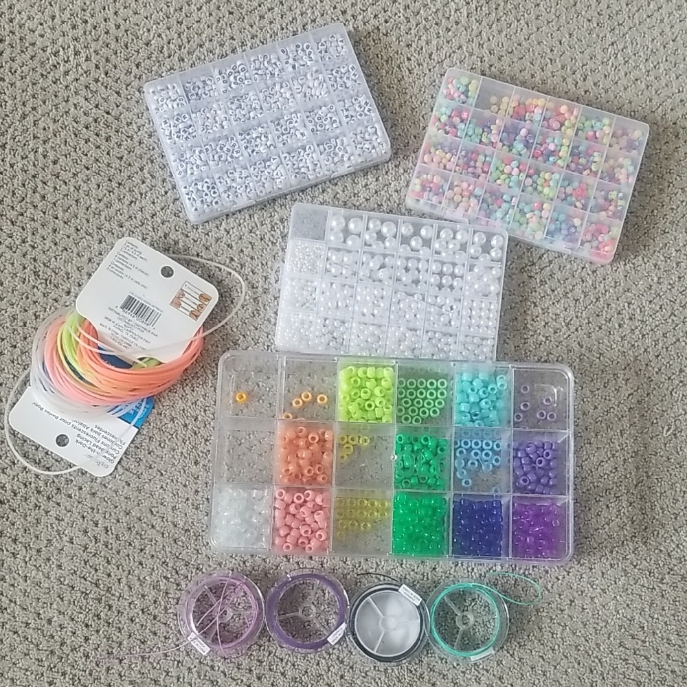Colorful Bead and String Craft Set